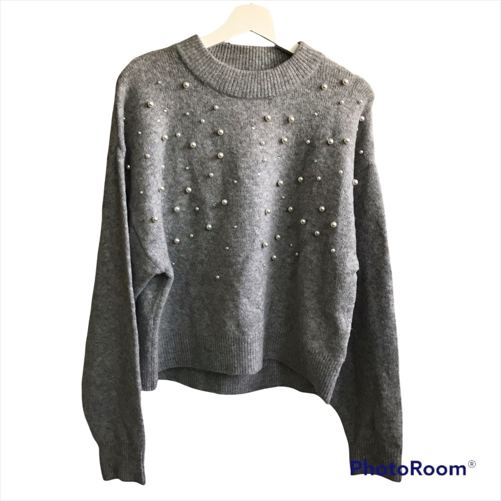 H&M Pearl Accent Wool Blend Gray Pullover Sweater Dressy Modern Preppy